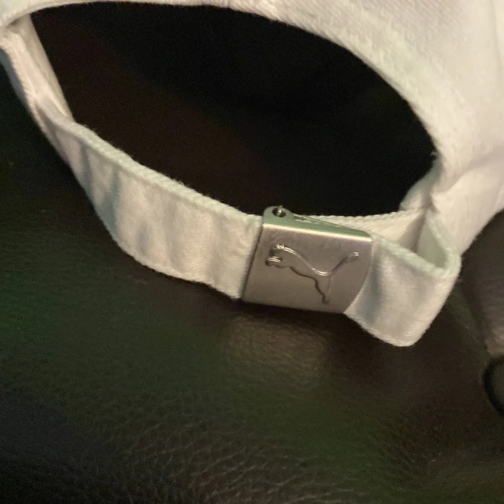 PUMA  🧢 - Picture 3 of 4